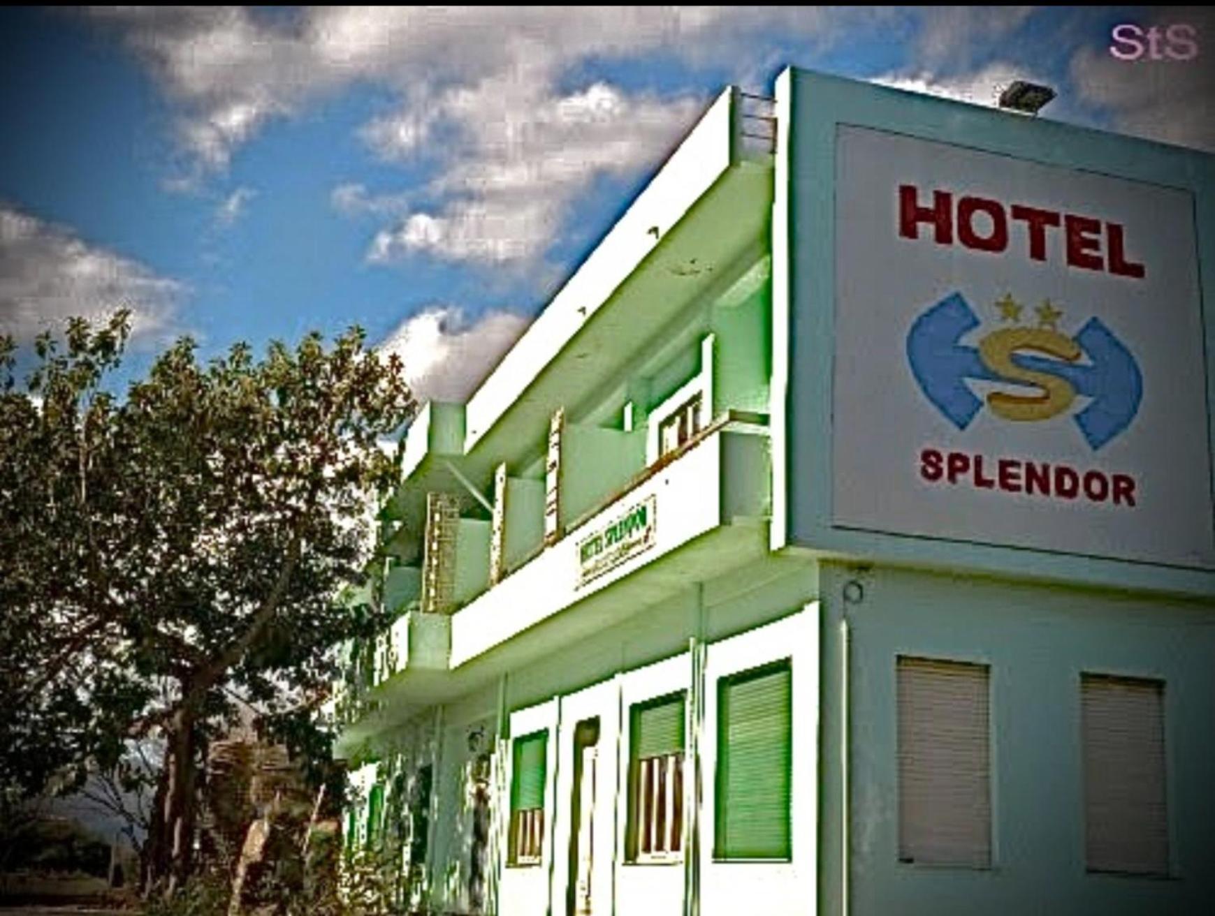 Hotel Splendor トルトリ エクステリア 写真